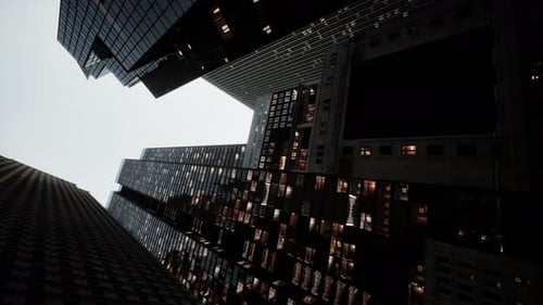 Vídeo vertical de Skyscrapper Against Sky