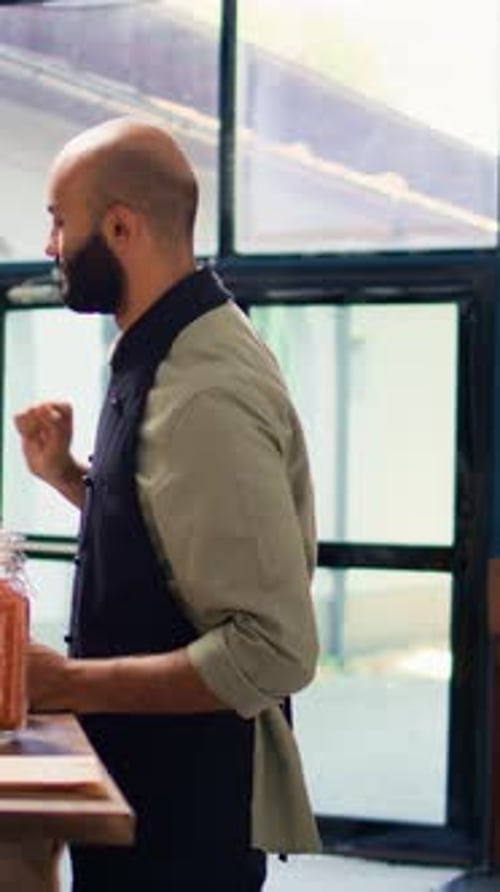 Vertical Video Farmer Supplies Zero Waste Eco Shop