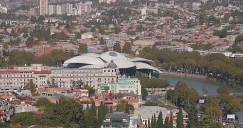 Tiflis, Georgia, vista aérea de la Casa de la Justicia, capital de Georgia, horizonte urbano, casa de justicia, ciudad