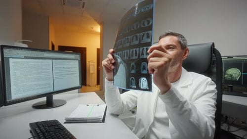 Doctor Tomography ScanMagnetic Resonance ImagingHospital MRI Scan Tomography Treatment