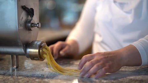 Making Fresh Pasta with Pasta Machine