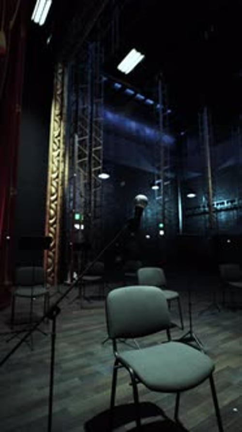 Dynamic Stage Lighting Effects for Events