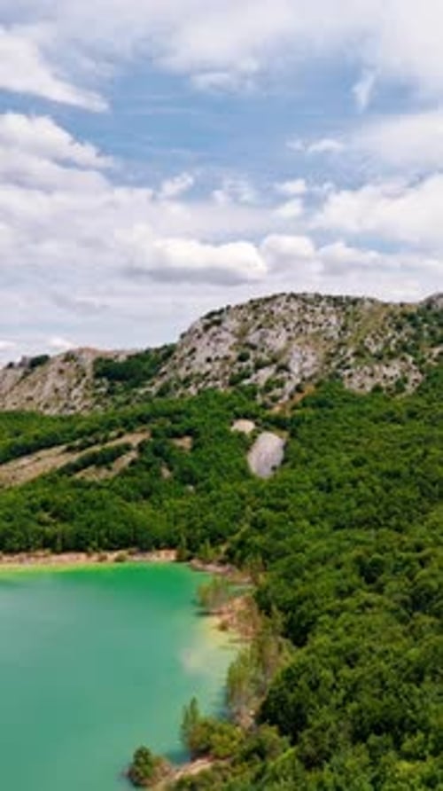 Spectacular view of the turquoise lake at the beautiful mountains.