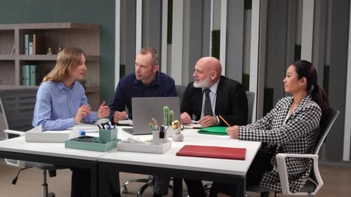 Brainstorming Happy Creative Office Workers Business People on Meeting