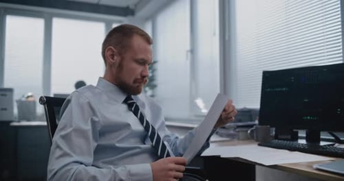 Financial Manager Analyzes Financial Reporting Documents