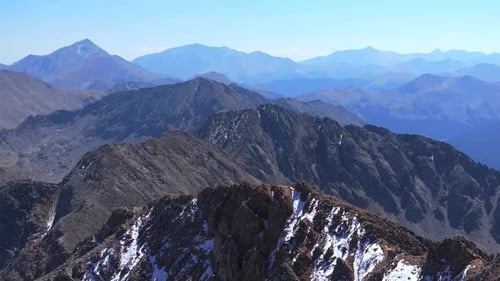 Sommet de Huron Peak, 14er Collegiate Peaks, montagnes Rocheuses accidentées, Colorado, Drone, randonnée aérienne, ascension, sommet