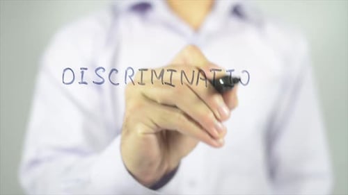 Writing Discrimination on Glass Surface with Marker