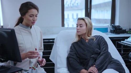 Consultation in a Modern Aesthetic Clinic for Comprehensive Beauty and Skincare Solutions