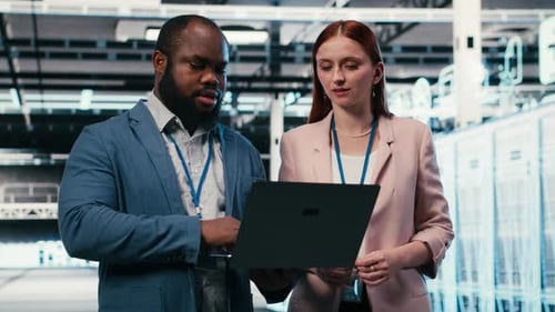 Doing Maintenance Laptop and Engineering Team in Server Hub