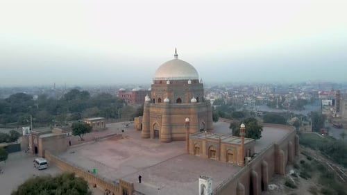 Vista aérea da tumba de Shah Rukn-e-Alam, Paquistão.