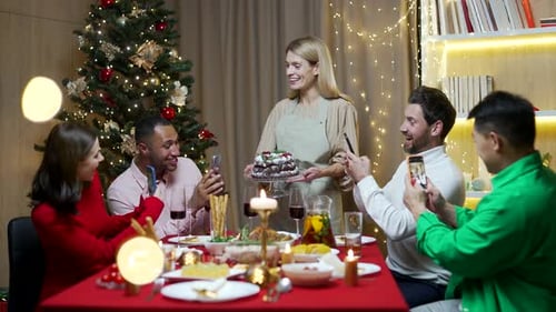 Christmas Dinner with Friends and Cake