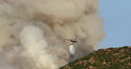 Helicopters are Fighting Fires in Malibu and Pacific Palisades