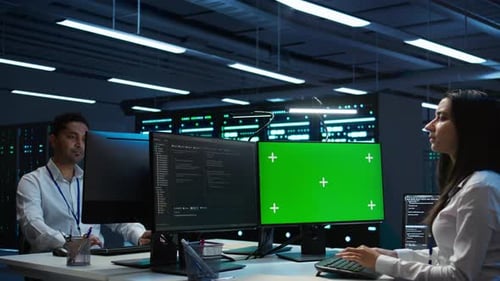 IT Expert Uses Mockup PC in Server Hub Establishing Performance Benchmarks