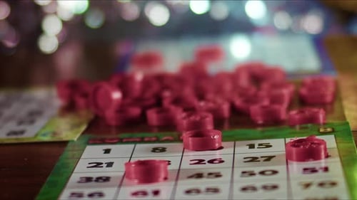 Jeu de réveillon du Nouvel An : Bingo Tombala a joué pour de l'argent 1