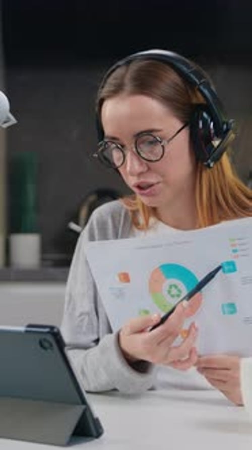 Businesswoman Call Center Customer Service Support Agent Wear Headset Talking Looking at Laptop