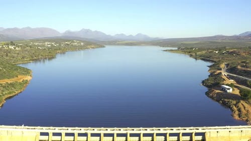 Heathy dam, healthy economy