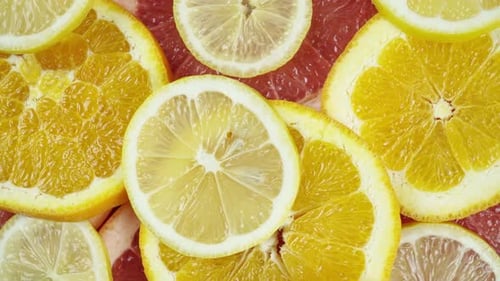Citrus Slices Close Up: Fresh and Vibrant