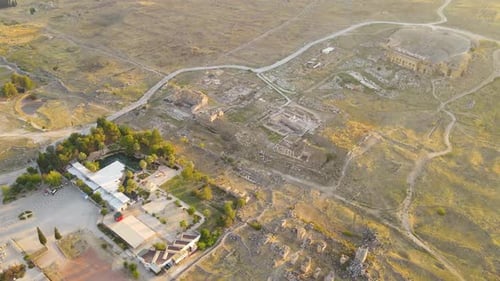 Ruínas antigas de Hierapolis Pamukkale Denizli, Turquia