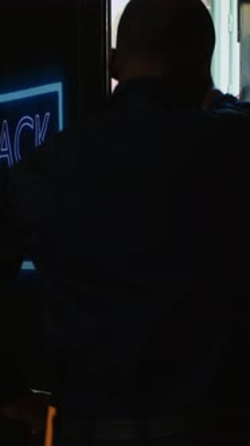 Vertical Video Mad Clients Breaking Into Shop