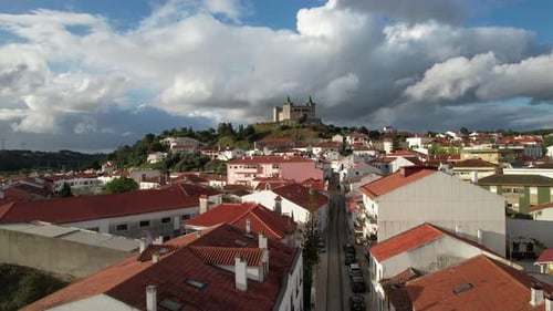 Schloss und Stadt Porto de Mós, Portugal