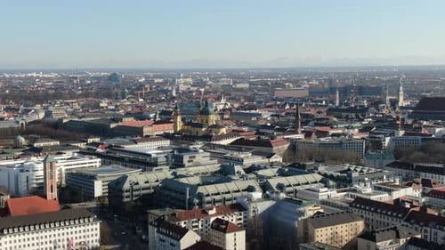 Panoramic aerial view of Munich with Frauenkirche church in the shot, 4k