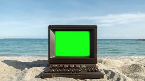 Computer mit grünem Bildschirm
