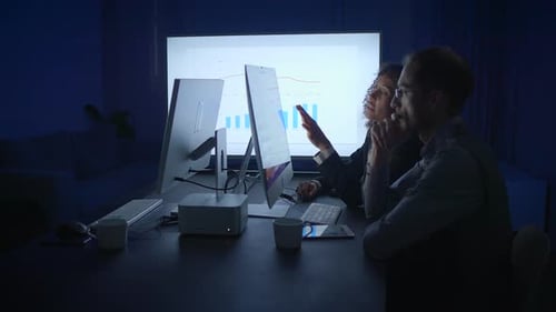 Join Us for an Evening of Collaboration at a Creative and Productive Office Space