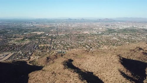 Images aériennes du paysage de Phoenix depuis la haute montagne