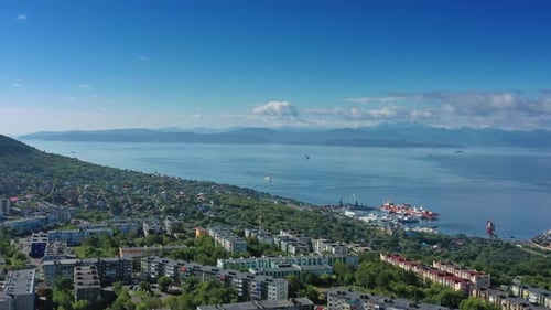 Petropavlovsk-Kamchatsky y la bahía de Avacha