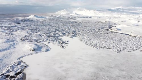 Snowy Mountain Highlands Range Frozen River Winter Field Iceland Inspiring Scenic Landscape Snow Ice