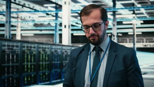 Engineer in Data Center Offering Enterprise Solution for Cloud Storage Companies