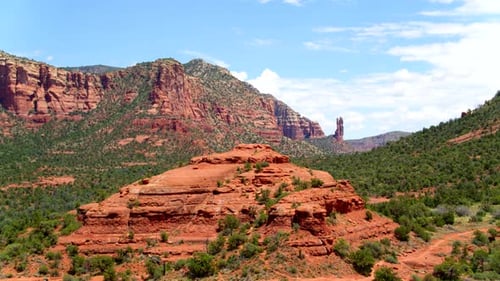 Red and Green Cliffs in Sedona Adventure