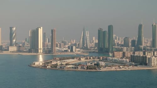 Vue sur les toits de Manama et le front de mer de Bahreïn