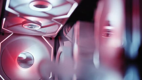 Buntes Gaming-Computer-Interieur Rot Weiß