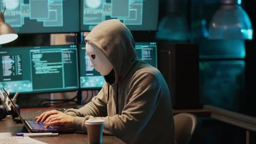 Cyberterroriste avec des serveurs de base de données masquées