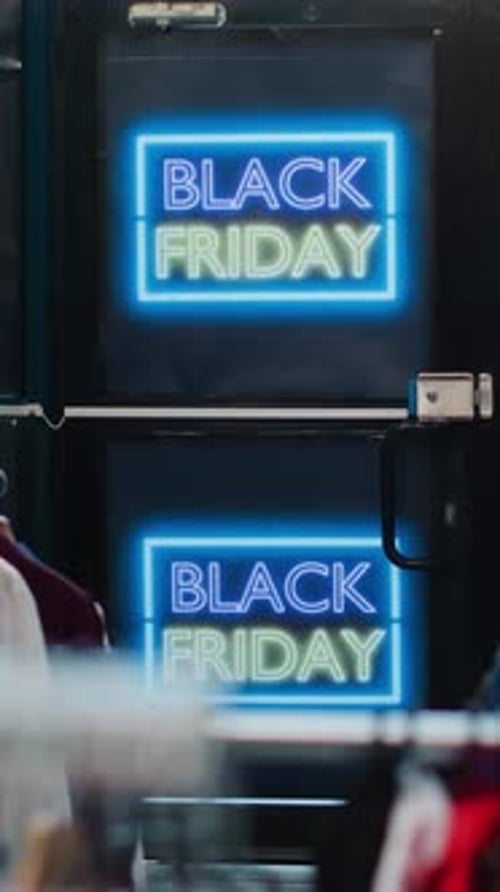 Vertical Video Black Friday Retail Store with Offers