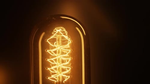 Real Incandescent Edison Tungsten Filament Lamp Flickering and Off Vintage Retro Bulb Creative Idea
