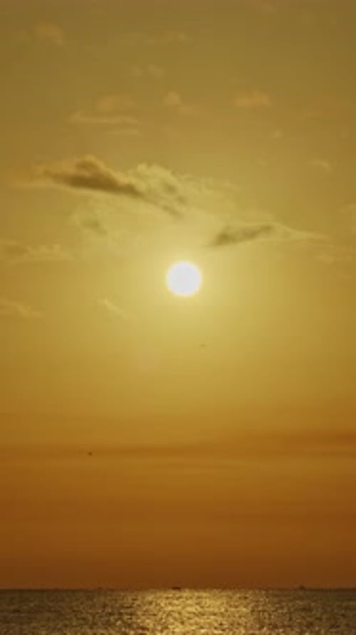 Timelapse of Sea and Sky in Vertical