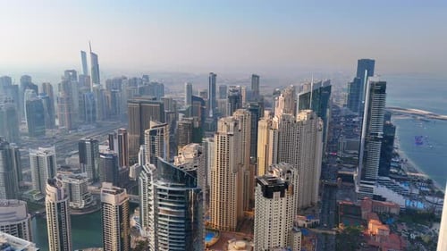 Dubai Marina.