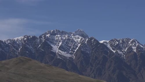 Pic des Remarkables avec pic de neige