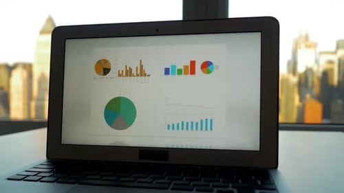 Un tableau de bord interactif de visualisation des données comprenant une variété de graphiques pour des informations détaillées