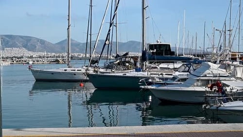 Barcos en el puerto deportivo de Alimos, Atenas, Grecia