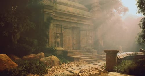 Alter Tempel, umgeben von Nebel und üppigem Grün in einem ruhigen Wald