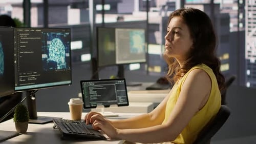 Woman Training AI Predictive Models Capable of Handling Resource Intensive Tasks
