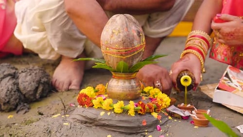 Indische Frauen geben Öl in Diät