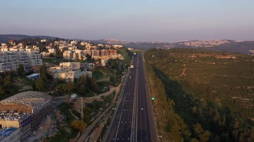 Tel aviv Jerusalem Highway 1 Limited traffic in coronavirus outbreak Lockdown