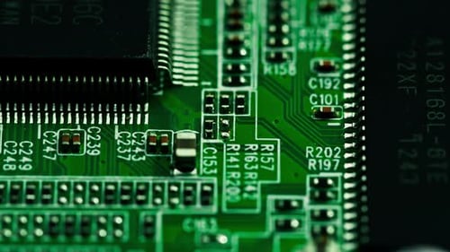 Grüne Leiterplatten, Mainboard-Komponenten, Mikrochips, CPU-Prozessor-Transistoren, Halbleiter