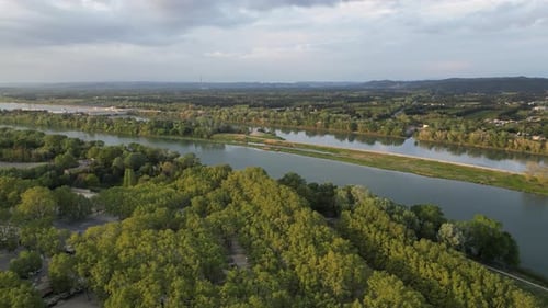 Hermoso río Ródano