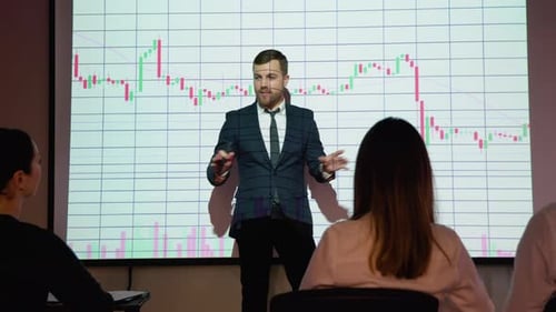 Digital Enterpreneur Presents Cryptocurrency Investment Strategy for Group of Investors