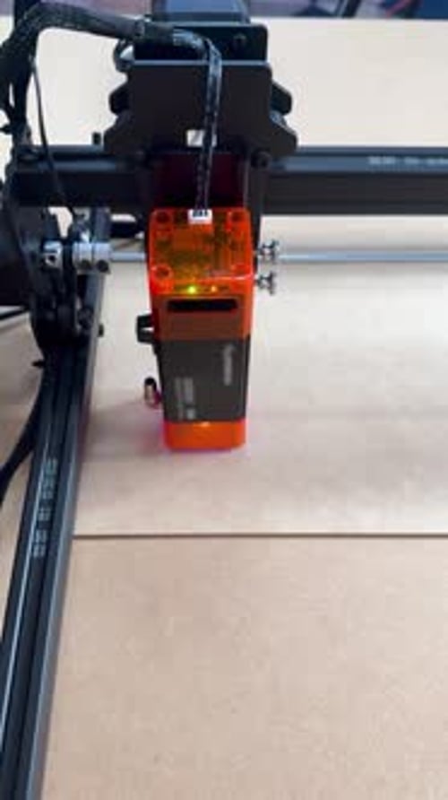 Laser engraving cutting pattern, close up